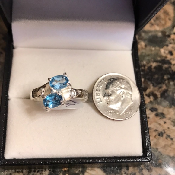 STERLING SILVER GENUINE BLUE TOPAZ SIZE 6 3/4 NWT - Picture 5 of 7
